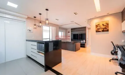 Apartamento é incrível! Com 2 dormitórios (sendo 1 suíte) e 01 vaga