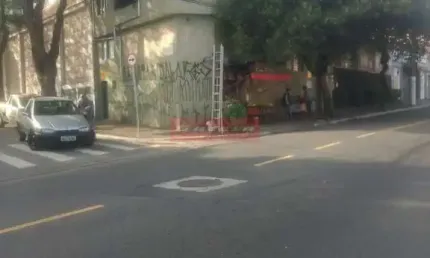 SOBRADO A VENDA EM STO AMARO, PRÓX AV JOÃO DIAS COM 10 QUARTOS, 1 SALA, 1 COZ, 7 BANH, 1 VG