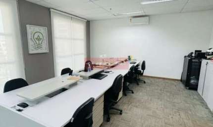 Sala comercial com 3 salas para alugar na Vila Cordeiro, São Paulo 