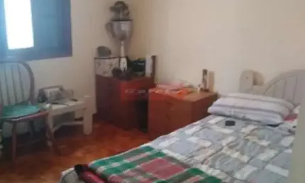 Terreno c/Casa Terrea para Venda com at de 220 m e const. de 116 m, otimo para investimento