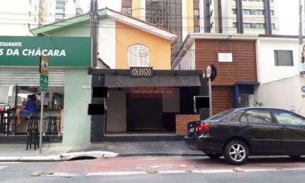 Sobrado transformado para comércio Chacara Santo Antonio, otimo para morar e ter seu comercio.