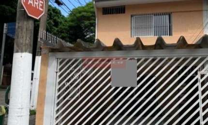 Agradável Casa Comercial,  na Vila Cordeiro, 140 metros de terreno, 6 salas, 3 banheiros, 2 vagas,