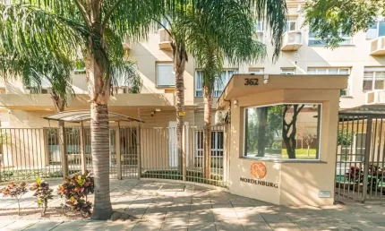 Apartamento à venda no bairro Passo da Areia - Porto Alegre/RS