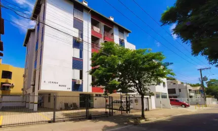 Apartamento à venda no bairro Canasvieiras - Florianópolis/SC