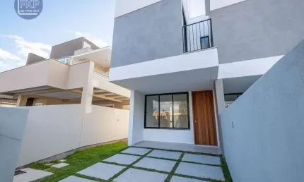 Casa 3 dormitórios à venda no bairro Cachoeira do Bom Jesus - Florianópolis - SC