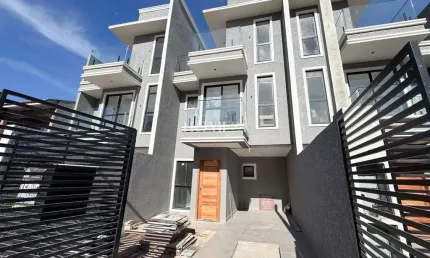 Casa com 4 quartos à venda na lupianopolis, 240, sítio cercado, curitiba por r$ 519.000