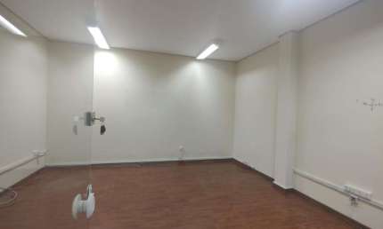 Sala comercial à venda na Avenida dos Lagos, Pedra Branca, Palhoça