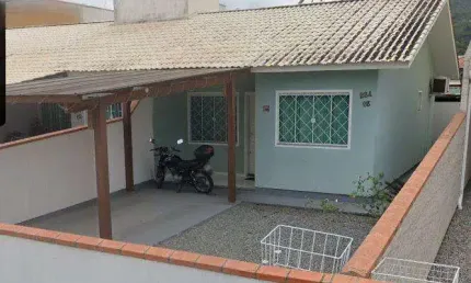 Casa para Venda em Palhoça, São Sebastião, 2 dormitórios, 1 banheiro, 2 vagas