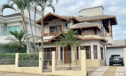 Casa para Venda em Palhoça, Pedra Branca, 4 dormitórios, 2 suítes, 3 banheiros, 2 vagas