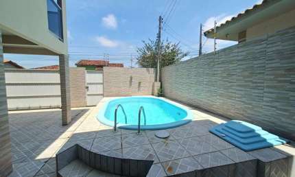Casa para Venda em Palhoça, Madri, 5 dormitórios, 2 suítes, 3 banheiros, 3 vagas