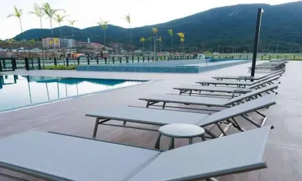 Terreno em condomínio para venda em palhoça, pedra branca