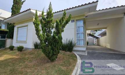 Casa para Locação em Palhoça, Pedra Branca, 4 dormitórios, 3 suítes, 3 banheiros, 2 vagas