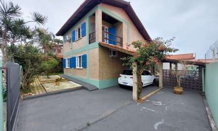 Casa para Venda, Ingleses do Rio Vermelho, 3 dormitórios, 1 suíte, 2 banheiros, 2 vagas