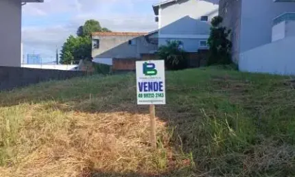 Terreno à venda na Rua Veneza, Pagani, Palhoça