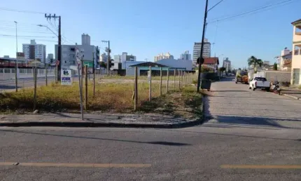 Terreno à venda na Rua Alcides da Rosa, Centro, Palhoça