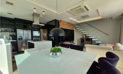 Casa para Locação em Florianópolis, Abraão, 3 dormitórios, 2 suítes, 4 banheiros, 2 vagas