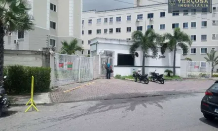 Apartamento com 2 dormitórios para alugar, 45 m² por R$ 1.473,60/mês - Dias Macedo - Fortaleza/CE