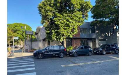 Imóvel Comercial Espaçoso em Moema - Oportunidade Única!