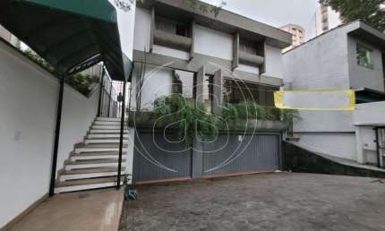 Casa com 4 quartos para alugar na Alameda dos Guaramomis, 332, Moema, São Paulo