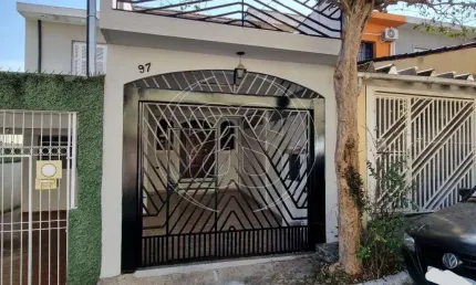 Sobrado residencial á venda em Vila Clementino com 100m²