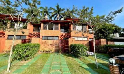 Casa em condomínio á venda em Riviera De São Lourenço