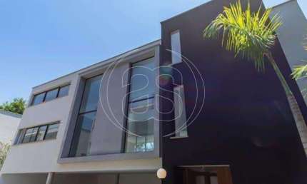 Casa de 712m² privativos em Condomínio novo, recém entregue no Alto da Boa Vista