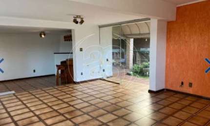 CASA RESIDENCIAL COM 4 SUÍTES E 3 VAGAS NO BROOKLIN