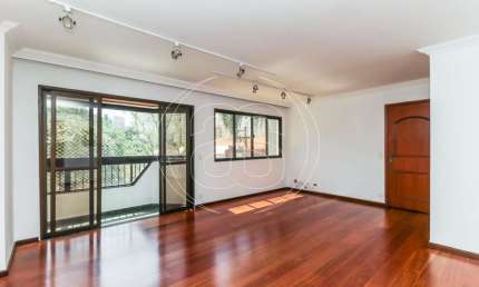 Apartamento com 3 quartos para alugar na Rua Araguari, 287, Moema, São Paulo