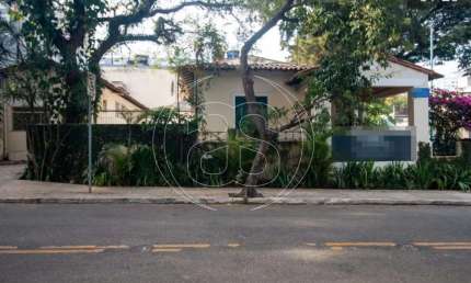 Casa com 4 quartos para alugar na Rua Demóstenes, 93, Campo Belo, São Paulo