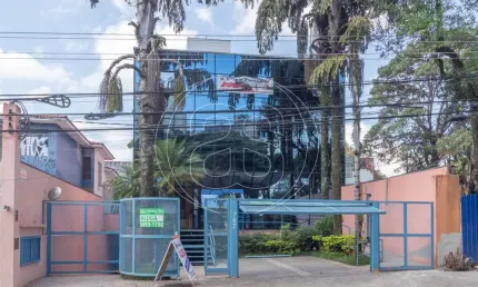 Oportunidade Única! Imóvel Comercial Espaçoso em Indianópolis