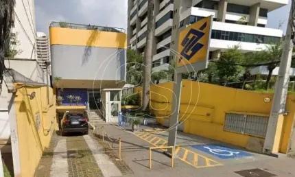 Excelente Prédio Comercial em Moema com 1000m² de Área Útil e 20 Vagas !