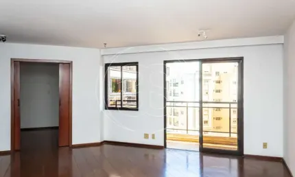 Apartamento á venda em moema com 3 vagas de garagem