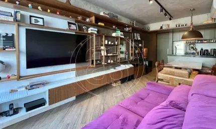 Apartamento reformado com 2 quartos no miolo do brooklin para venda