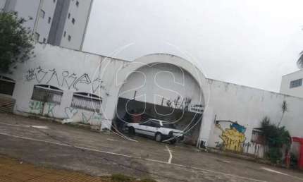 TERRENO COMERCIAL - AV. VEREADOR JOSÉ DINIZ - 467 M²