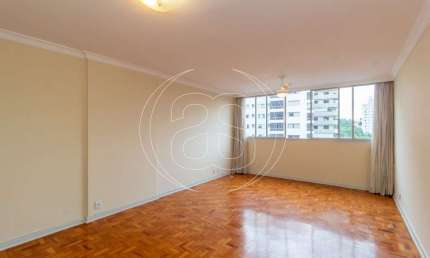 Apartamento de 116m² com 3 quartos e vaga de garagem para locação em Moema Índios