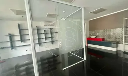 Conjunto comercial com 40m² para venda em Vila Olímpia