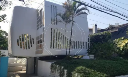 CASA PARA VENDA COM SUÍTE E GARAGEM NO ALTO DA BOA VISTA