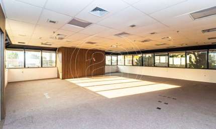 Oportunidade Única: Sala Comercial de 95m² na Cidade Monções!