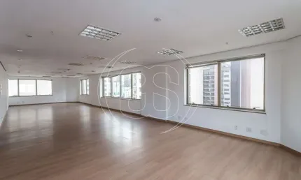 Conjunto 116mt² para locação com vagas de garagem no itaim bibi