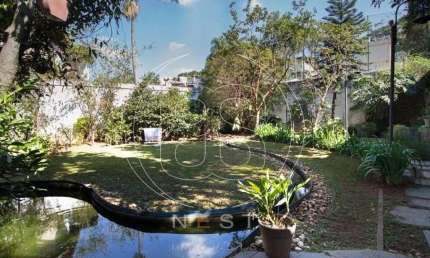 Casa 5 dormítórios, 1070M² para venda e locação no Jardim dos Estados