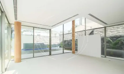 Casa em Condomínio fechado à venda em MOEMA, 636 M² Úteis.