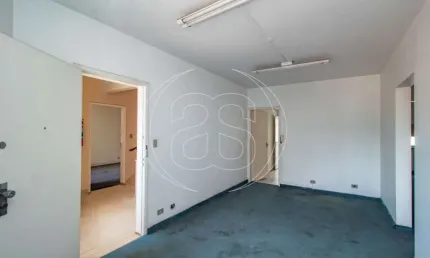 Sala comercial com 5 salas para alugar na Rua Vieira de Morais, 1869, Campo Belo, São Paulo