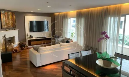 MOEMA- 465,00 m²LINDA CASA EM CONDOMÍNIO PROX. AO CLUBE SÍRIO.