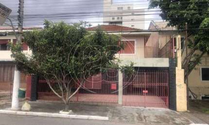 CASA ESPETACULAR, EM ÓTIMA LOCALIZAÇÃO, COM ESPAÇO DE SALÃO DE FESTA