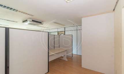 Excelente Sala Comercial de 91m² com 2 VAGAS no Campo Belo!