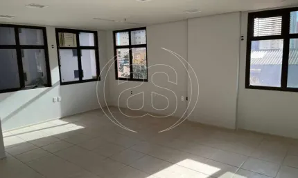 Sala comercial explore o potencial de negócios na chácara santo antônio, zona sul!