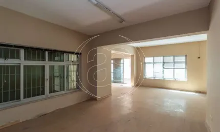 Casa comercial com 5 salas para alugar na Rua Pascal, 1237, Campo Belo, São Paulo