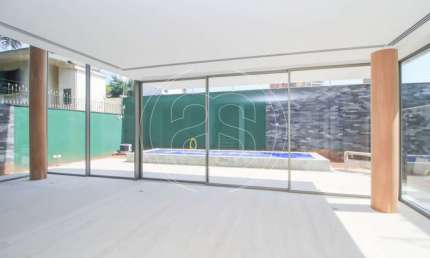 Casa em condomínio fechado de Altíssimo Padrão à venda, 779 M² Úteis.