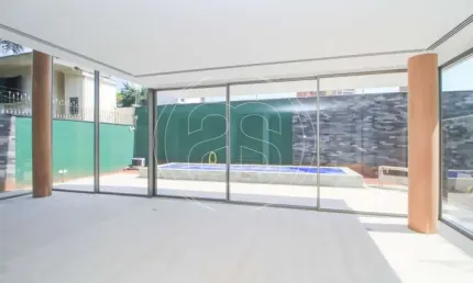 Casa em condomínio fechado de Altíssimo Padrão à venda, 779 M² Úteis.