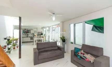 Casa com 3 quartos à venda na Rua Nunes Machado, 195, Azenha, Porto Alegre, 177 m2 por R$ 958.000